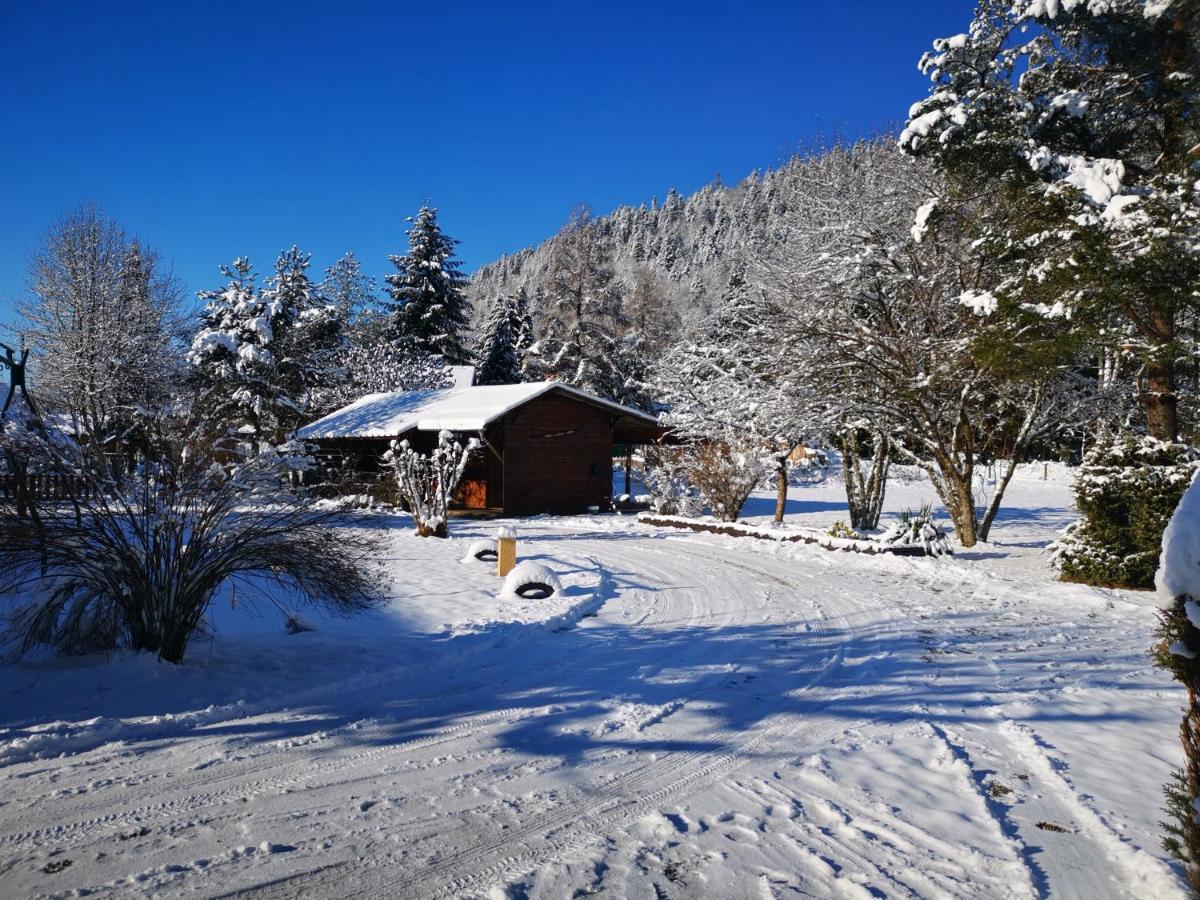 Gites Les Grandes Voies - Cle Vacances Le Menil Екстер'єр фото